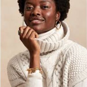 Banana Republic Cream Cowl Neck Sweater